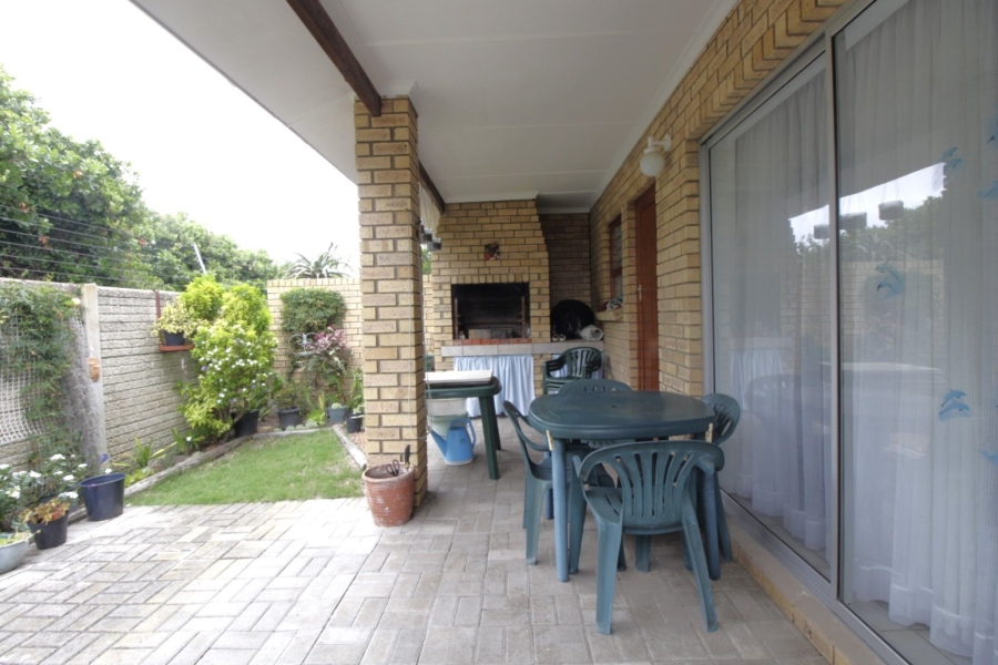 2 Bedroom Property for Sale in Aston Bay Eastern Cape